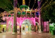 सज गया बाबा का दरबार