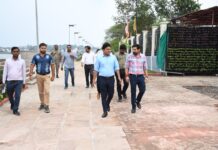 सागर : जिले के मुखिया पहुँचे झील को देखने.