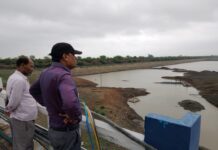 राजघाट में आ गया पानी