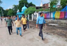 तेजी से चल रहा धार्मिक स्थल का काम