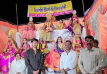 सुरखी : आकर्षक का केंद्र बना शिवशक्ति दैवियों का चैतन्य दरबार