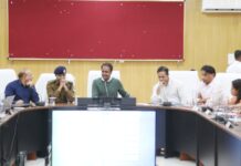 टीएल बैठक में सोलर पैनल पर फोकस