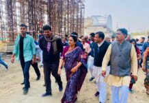 जनहित के कामों में कोताही बर्दाश्त नहीं -सांसद