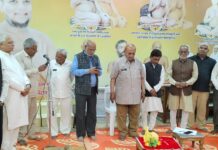 आकर्षक झांकियों के साथ निकलेगा चल समारोह