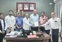 जल्द कराया जाए सीसी रोड का निर्माण