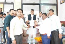 आदेश के बाद मंत्री जी की शरण में तहसीलदार